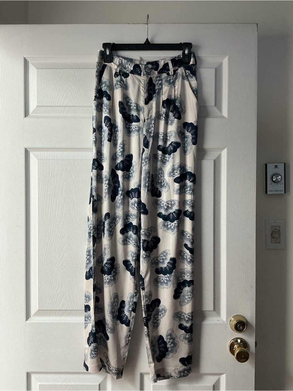 Women's Cream Wide-Leg Trousers with Navy Floral Print
